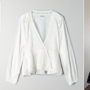 Aritzia balloon sleeve blouse
